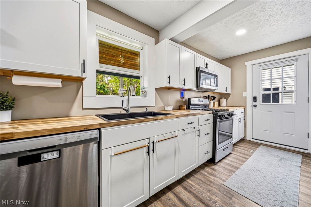 6712 Huron Avenue Madison OH 44057
