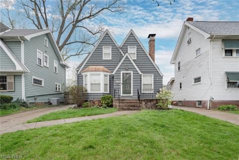 1294 Giel Avenue Lakewood OH 44107