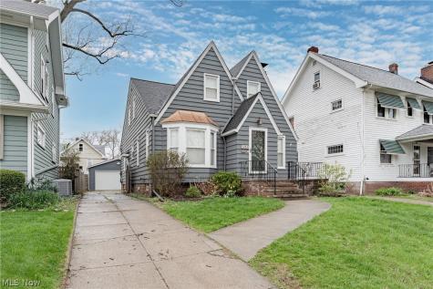1294 Giel Avenue Lakewood OH 44107