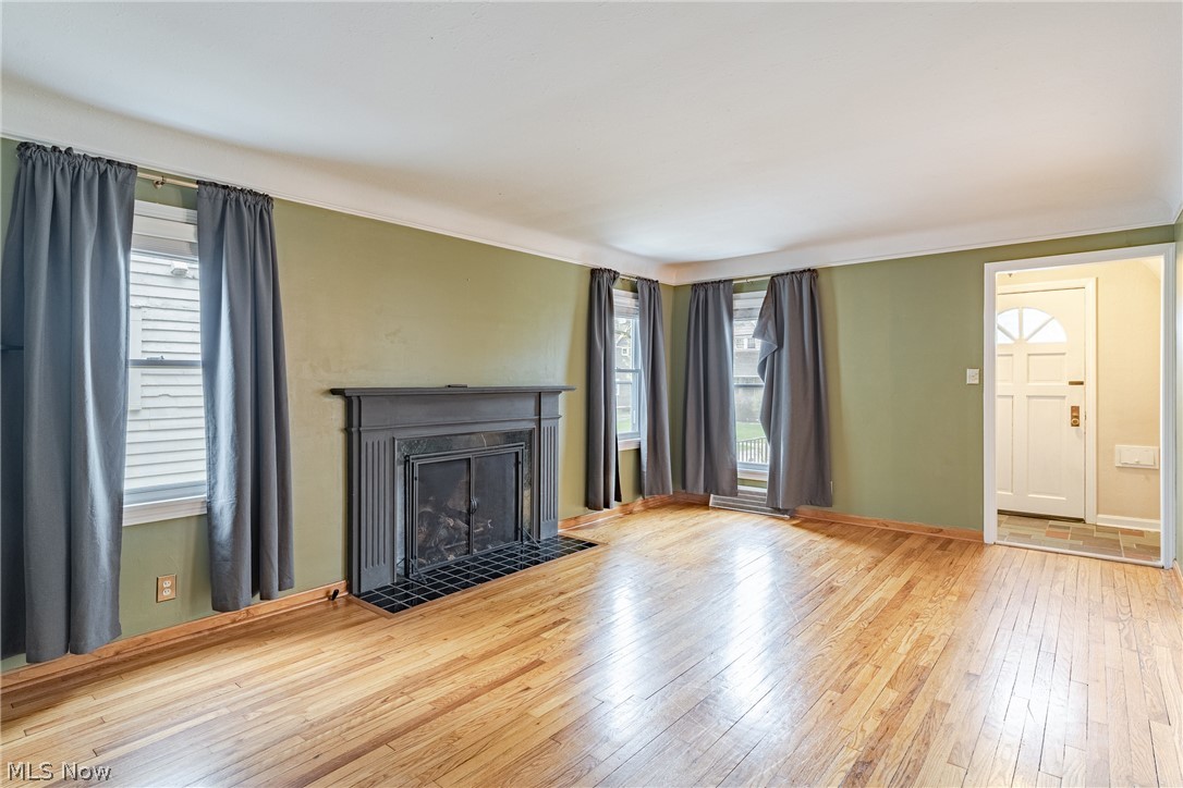 1294 Giel Avenue Lakewood OH 44107