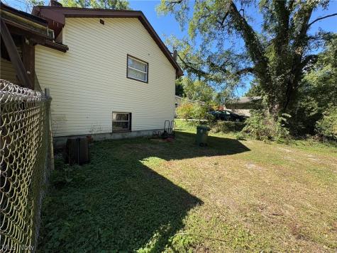 1044 Milan Street N Canal Fulton OH 44614