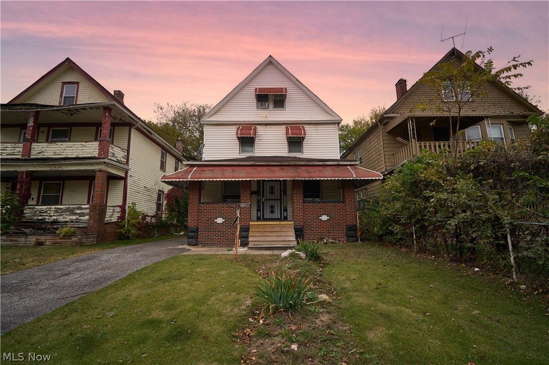 1198 Rozelle Avenue East Cleveland OH 44112