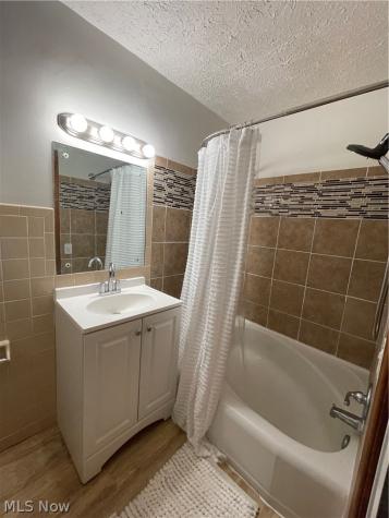 863 Medford Road Cleveland Heights OH 44121