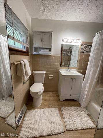 863 Medford Road Cleveland Heights OH 44121