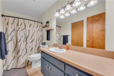 342 Brad Drive Brunswick OH 44212