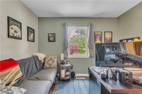 342 Brad Drive Brunswick OH 44212