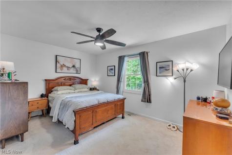 342 Brad Drive Brunswick OH 44212