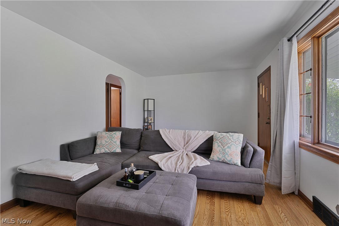 4649 Waseka Lane Youngstown OH 44512