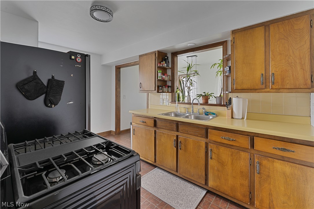 4649 Waseka Lane Youngstown OH 44512