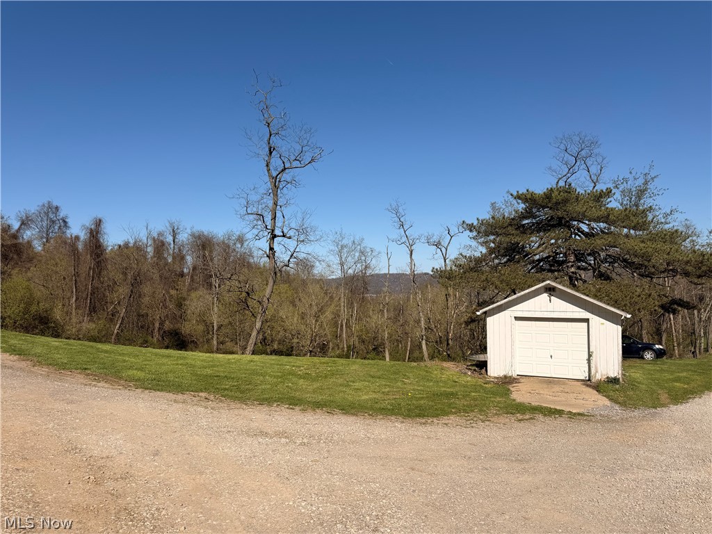 57585 Patty Mine Road Martins Ferry OH 43935
