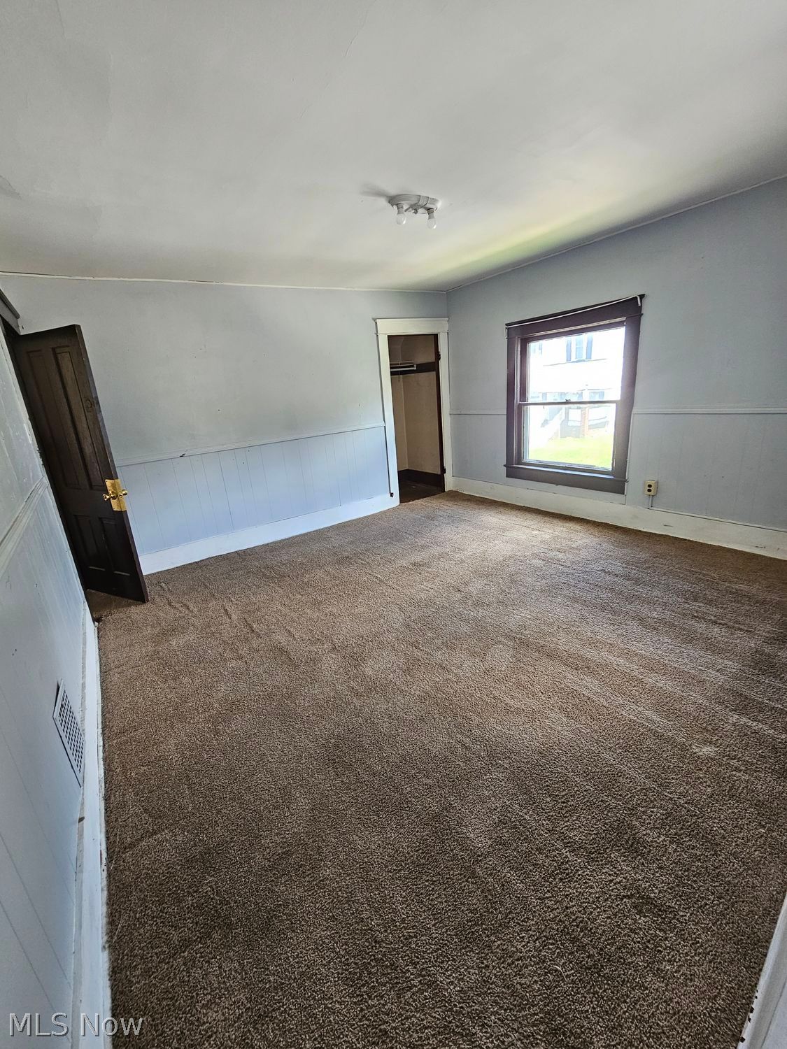 143 W Grant Street Lowellville OH 44436