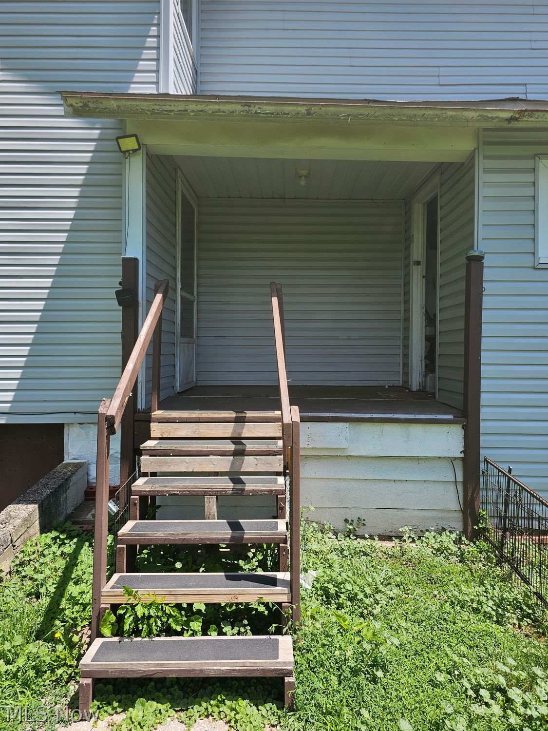 143 W Grant Street Lowellville OH 44436