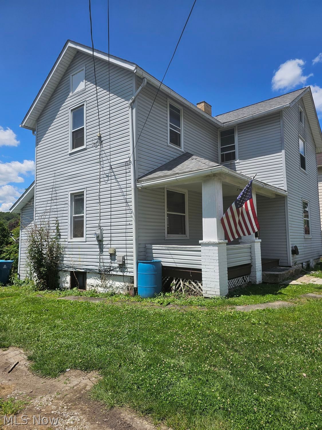 143 W Grant Street Lowellville OH 44436