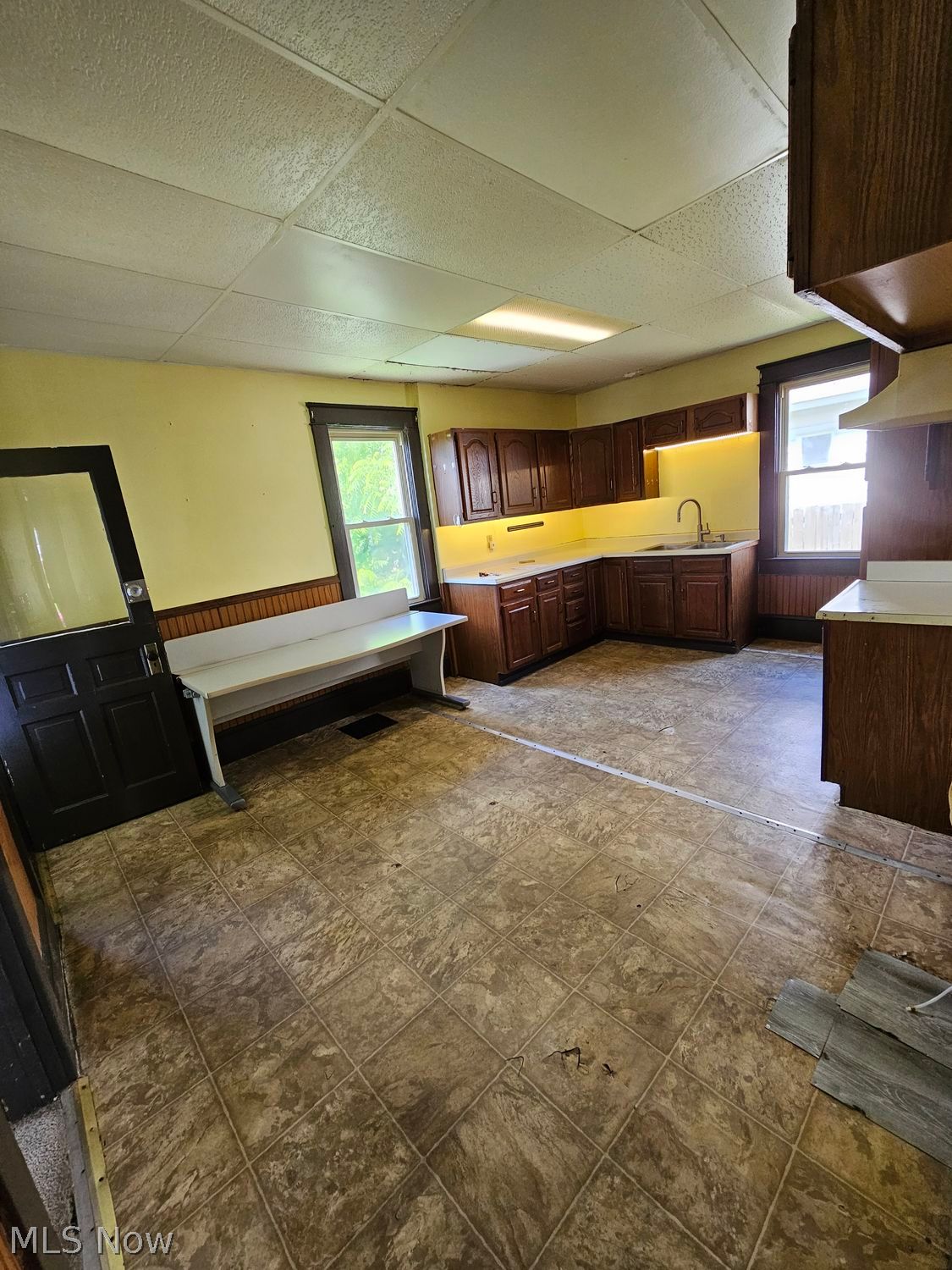 143 W Grant Street Lowellville OH 44436