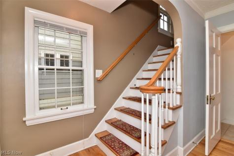2407 Edgerton Road University Heights OH 44118