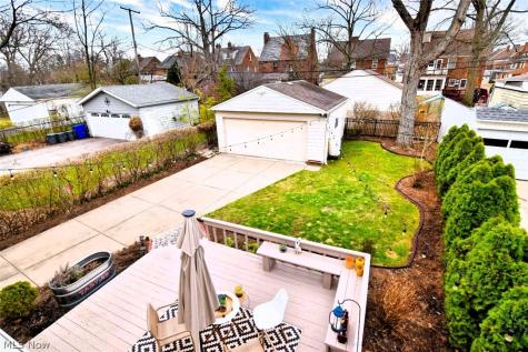 2407 Edgerton Road University Heights OH 44118