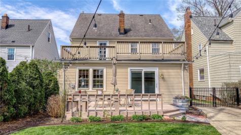2407 Edgerton Road University Heights OH 44118