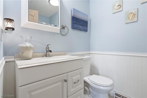 7909 Lake O Springs Avenue NW North Canton OH 44720