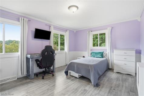 7909 Lake O Springs Avenue NW North Canton OH 44720