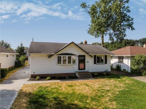 31508 Daniel Drive Willowick OH 44095