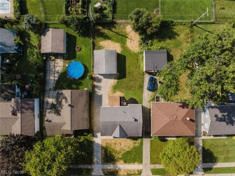 31508 Daniel Drive Willowick OH 44095