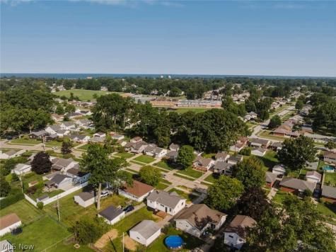 31508 Daniel Drive Willowick OH 44095