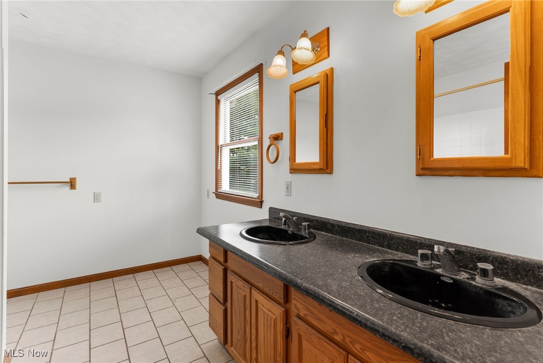 393 Cunningham Road Salem OH 44460
