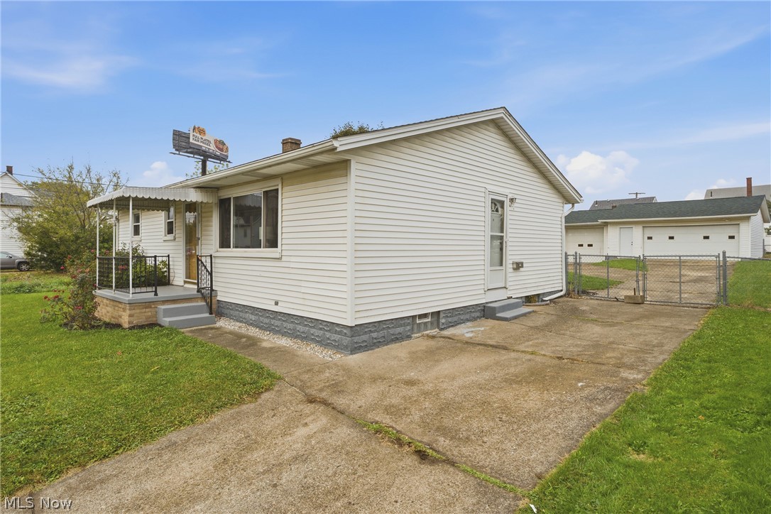 920 Clinton Avenue SW Canton OH 44706