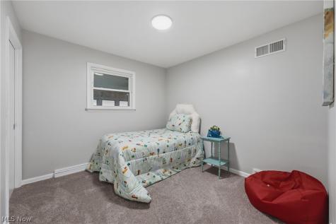 920 Clinton Avenue SW Canton OH 44706