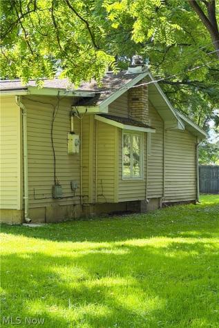35930 Highland Drive Eastlake OH 44095