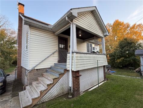 140 Wildon Avenue Steubenville OH 43952