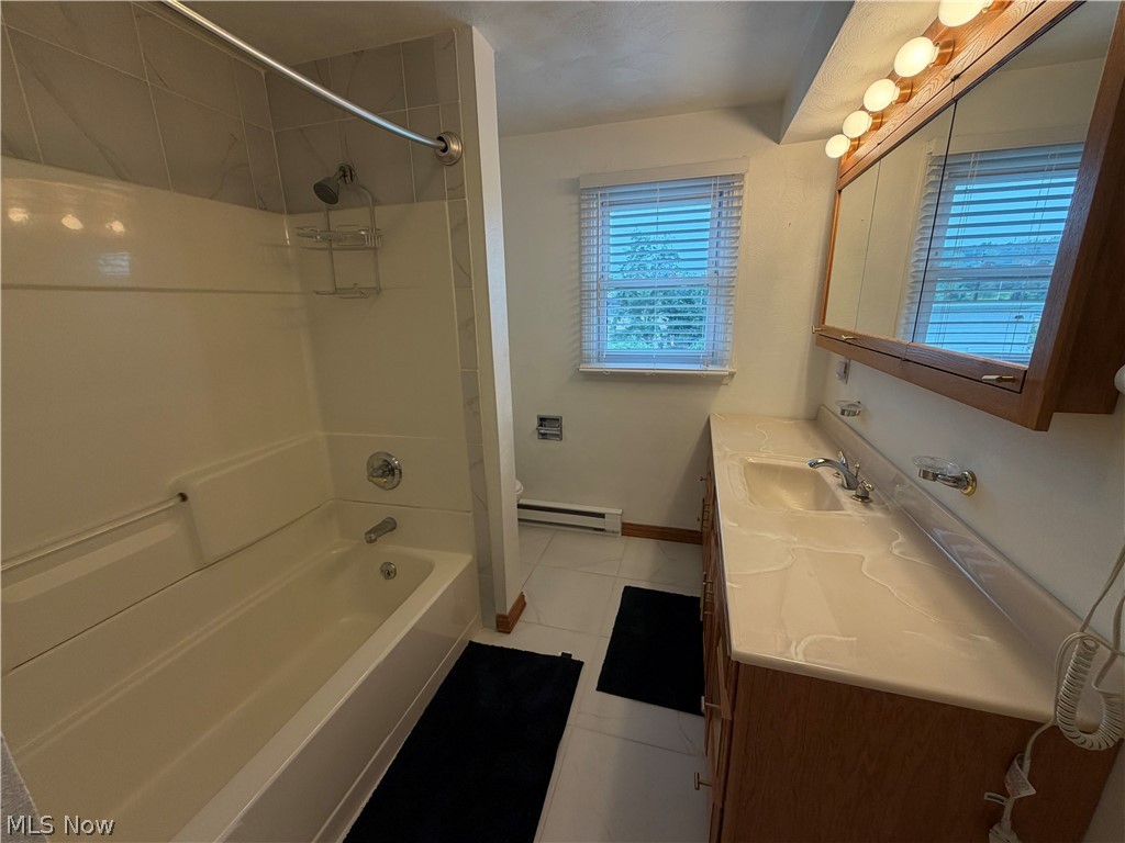48769 Lakeview Circle East Liverpool OH 43920