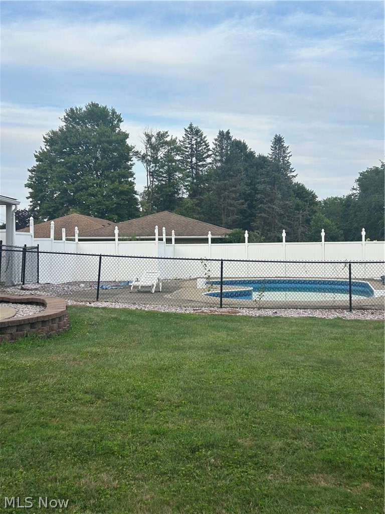 48769 Lakeview Circle East Liverpool OH 43920