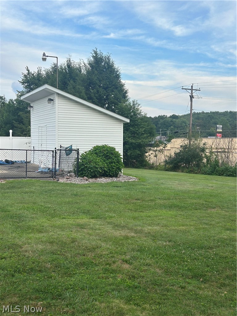 48769 Lakeview Circle East Liverpool OH 43920