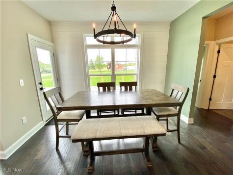 2255 Ledgestone Drive NW Uniontown OH 44685