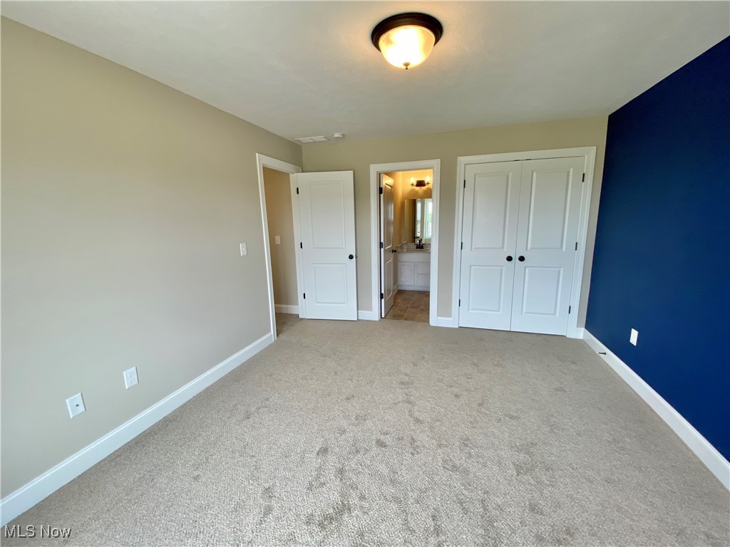 2255 Ledgestone Drive NW Uniontown OH 44685
