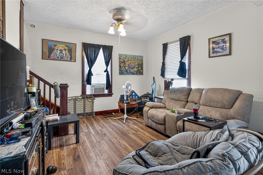 217 Hunts Avenue Barnesville OH 43713