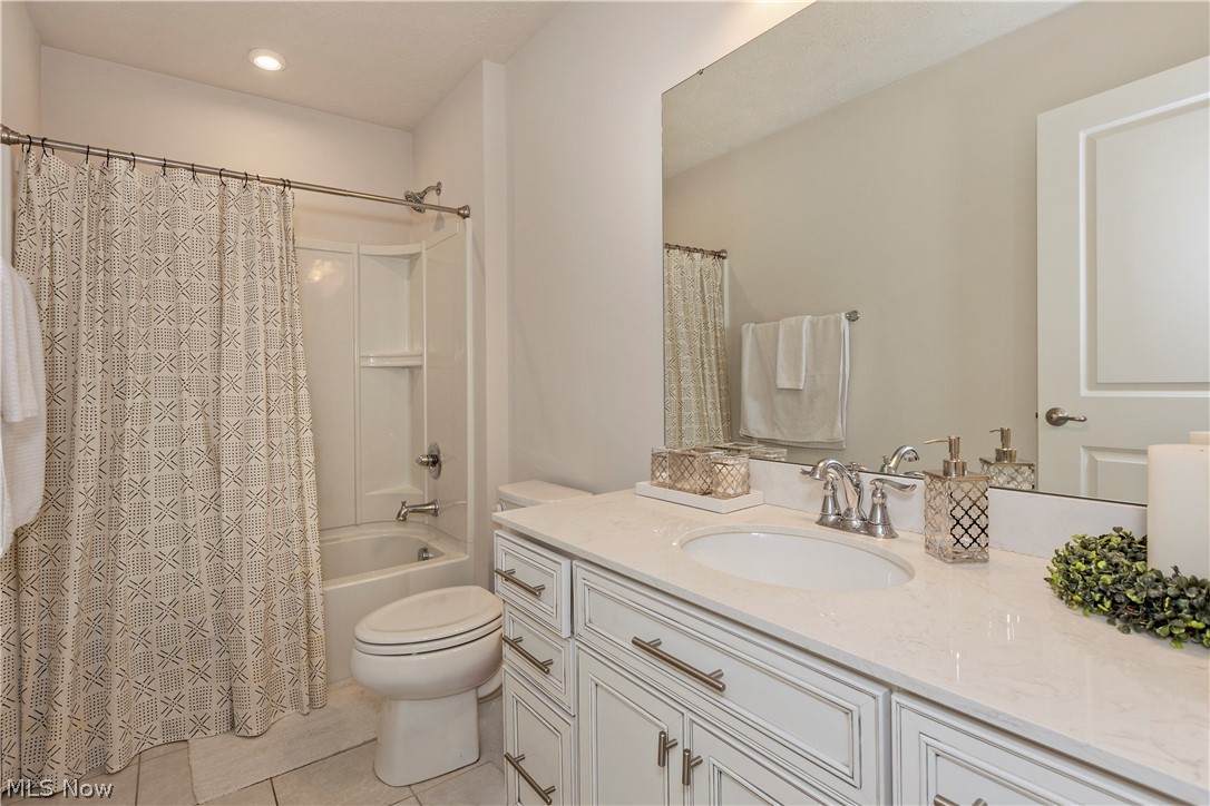 36615 Gladstone Mill Drive North Ridgeville OH 44039