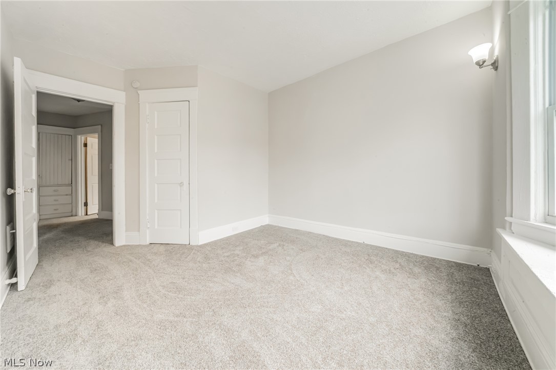 1217 E 113th Street Cleveland OH 44108