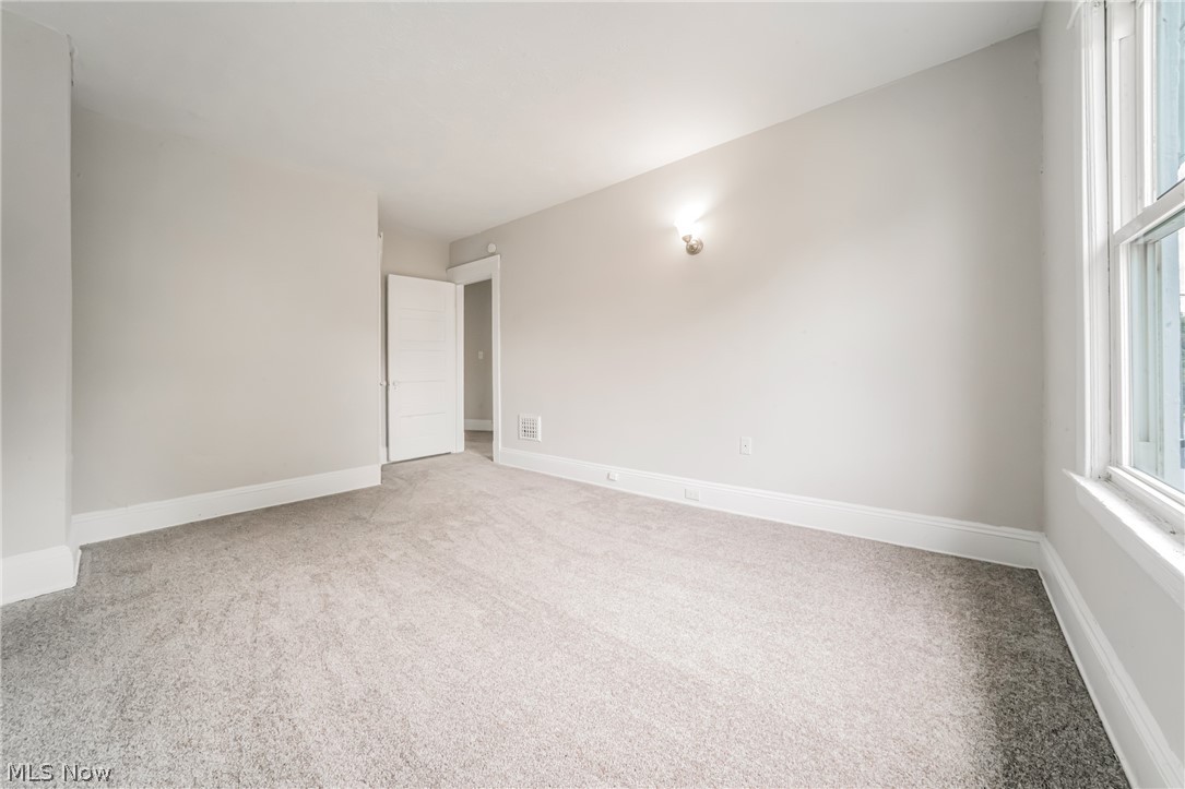 1217 E 113th Street Cleveland OH 44108