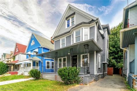 1217 E 113th Street Cleveland OH 44108