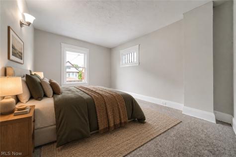 1217 E 113th Street Cleveland OH 44108