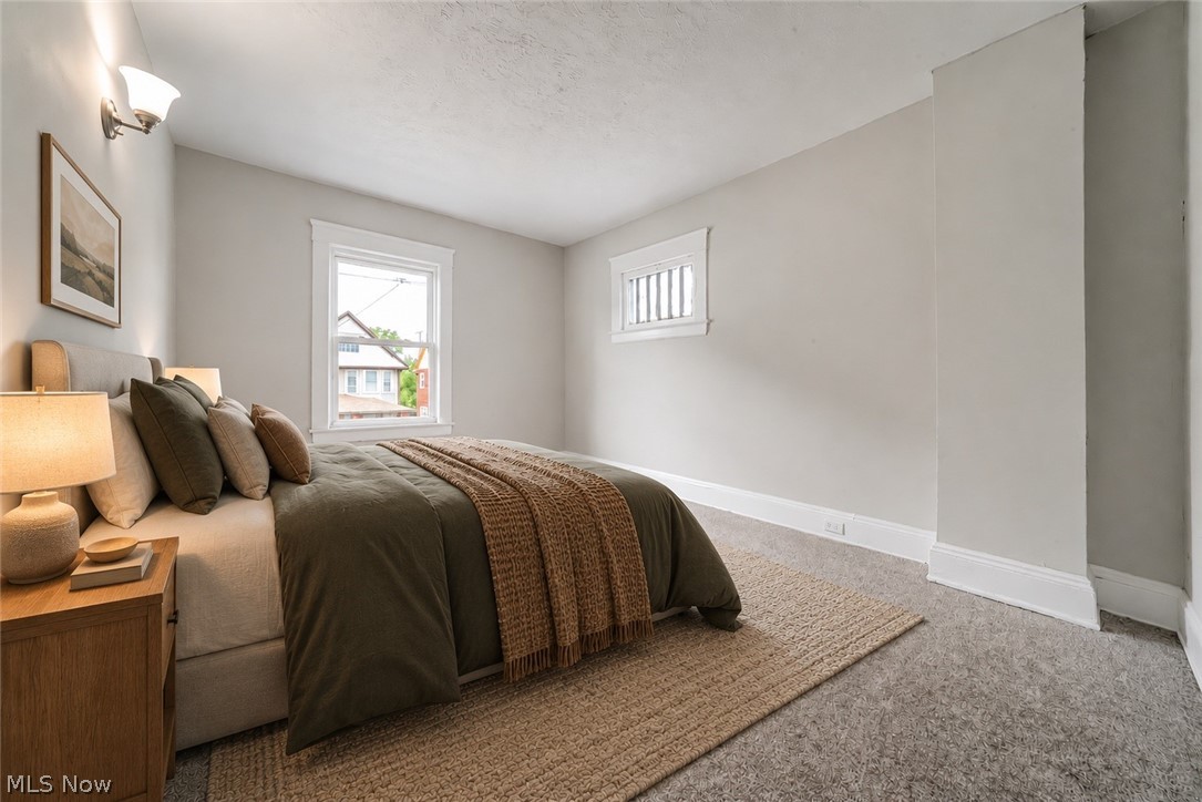 1217 E 113th Street Cleveland OH 44108