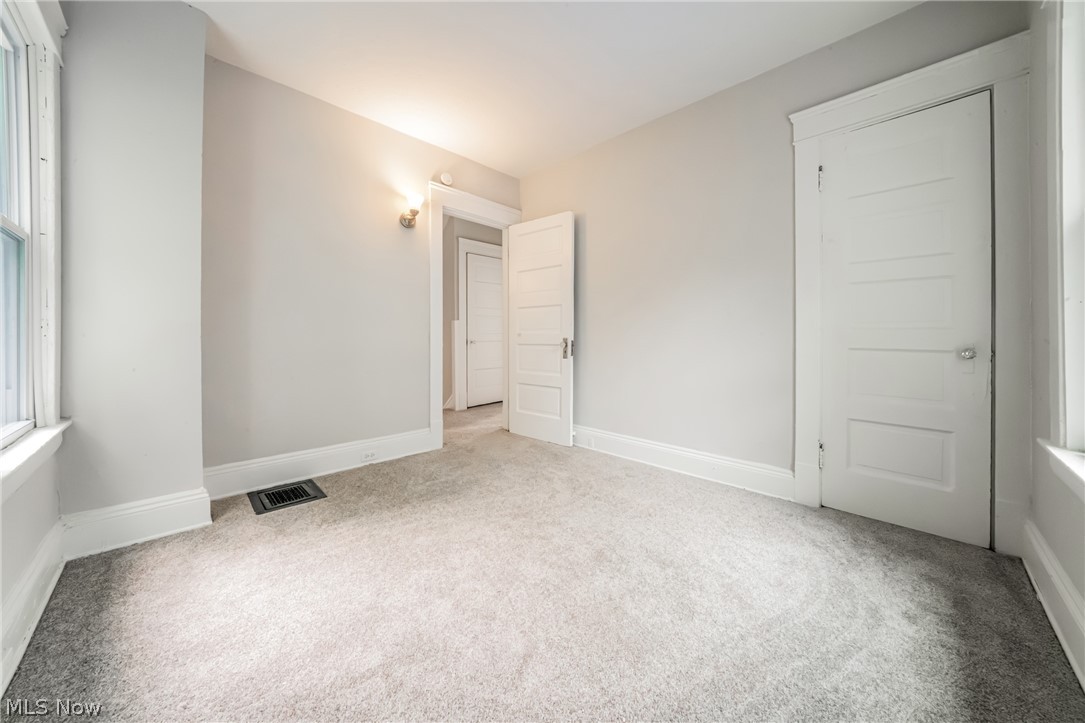 1217 E 113th Street Cleveland OH 44108