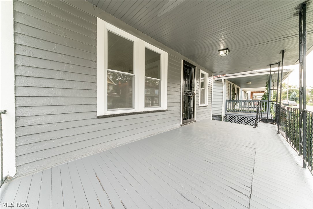 1217 E 113th Street Cleveland OH 44108