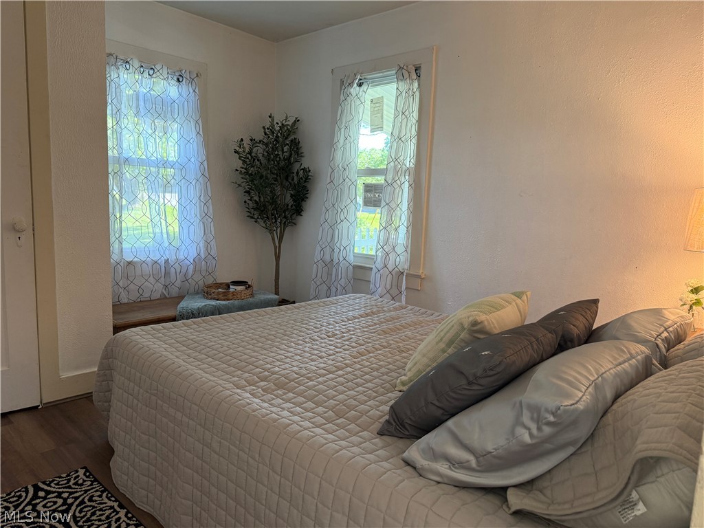 4563 Nutwood Avenue NW Champion OH 44483