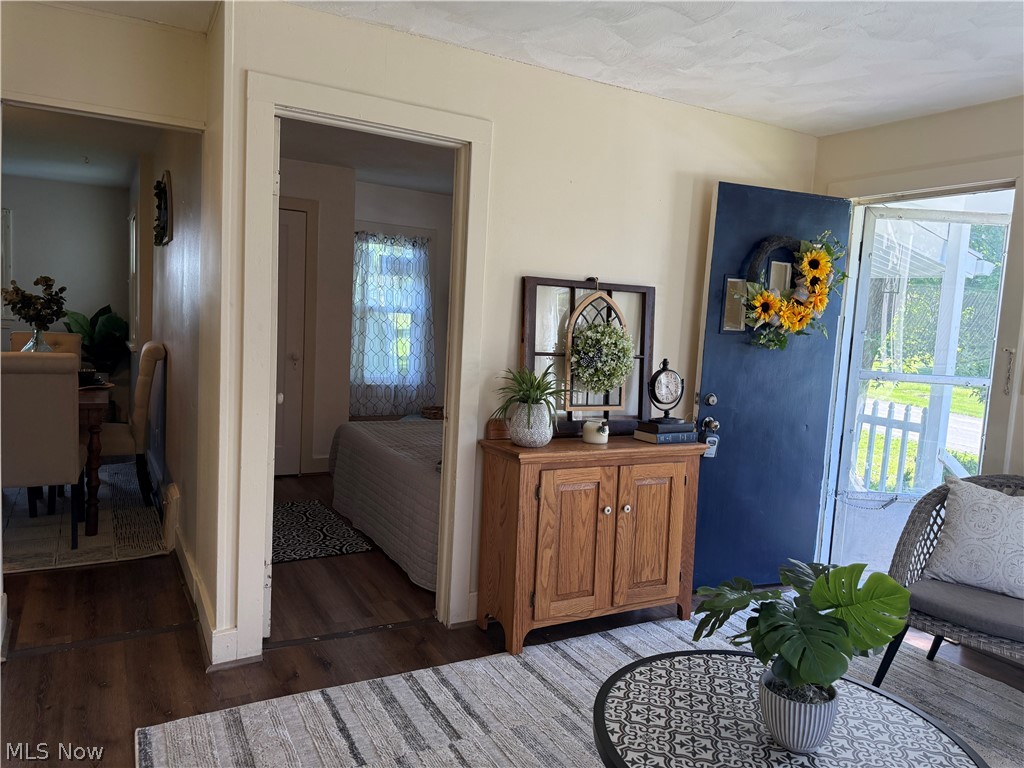 4563 Nutwood Avenue NW Champion OH 44483