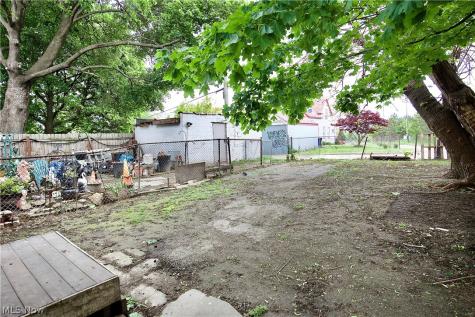 3097 W 106th Street Cleveland OH 44111