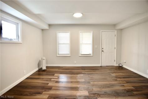 3097 W 106th Street Cleveland OH 44111