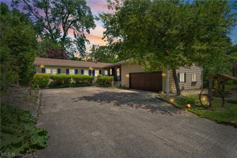 22486 Macbeth Avenue Fairview Park OH 44126